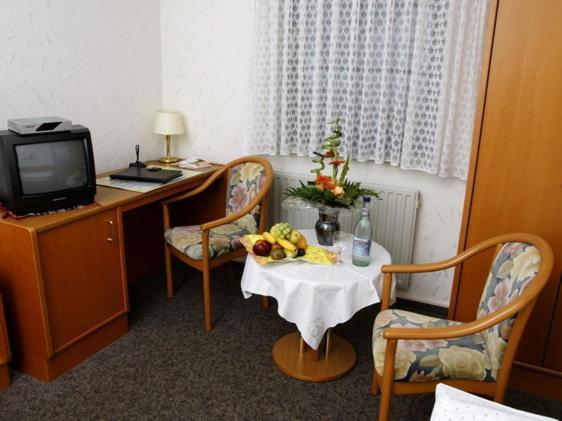 Hotel Restaurant Pempel Großalmerode Eksteriør billede